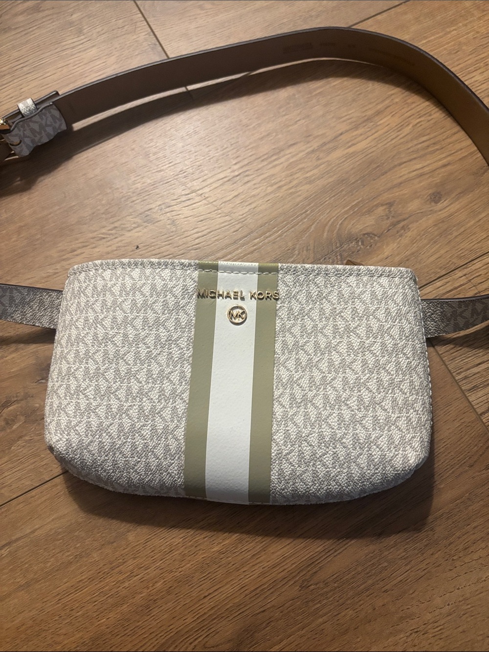 Michael Kors belt Bag S/M